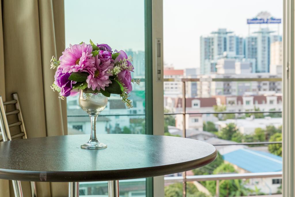 Right Place Sathorn Бангкок Номер фото